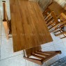 Conjunto de Mesa Lorena 1,20m Tampo de Madeira com 4 Cadeiras Ripadas Rústica